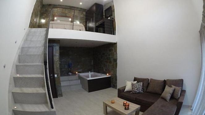 Stone Suites Пефкохори Екстериор снимка