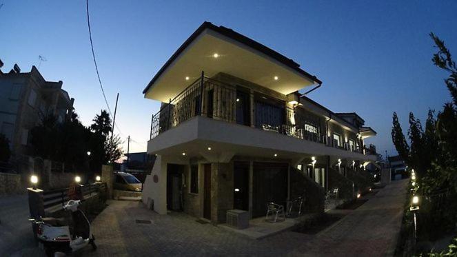 Stone Suites Пефкохори Екстериор снимка
