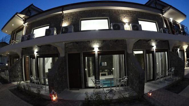 Stone Suites Пефкохори Екстериор снимка